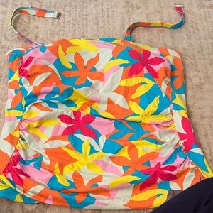 Lands' End Multicolor Floral Swim Top
